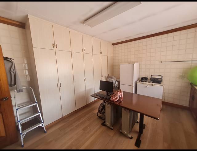 5 BEDROOM HOUSE FOR SALE IN KENLEAF